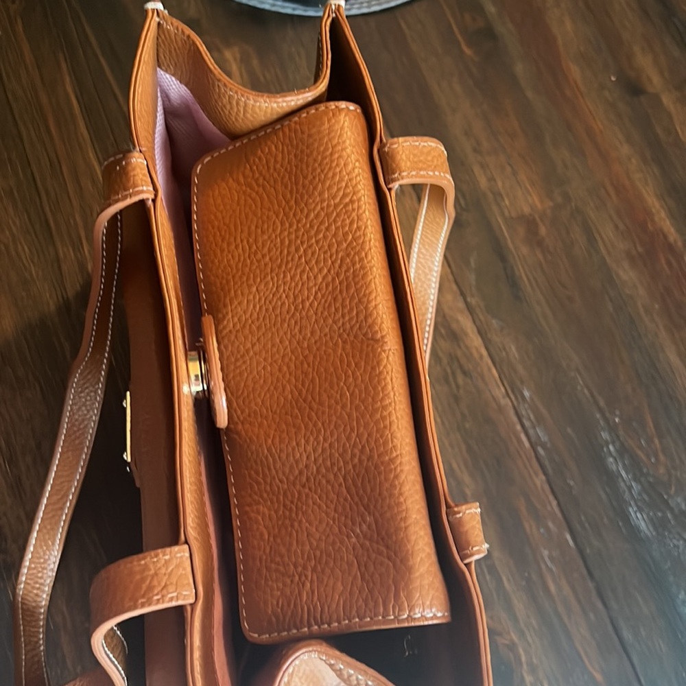 Dooney & Bourke Purse - Picture 2 of 4